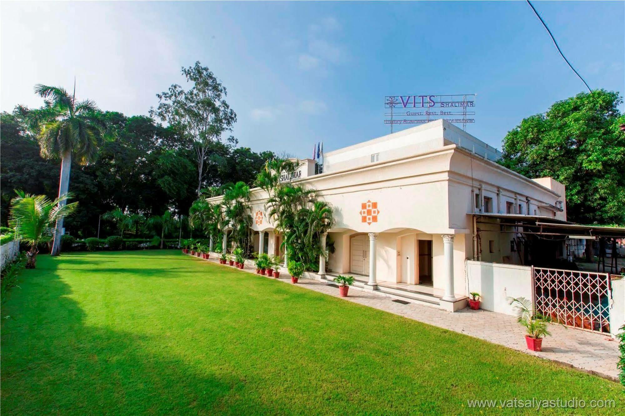Vit 샬리마 호텔 Ankleshwar 외부 사진
